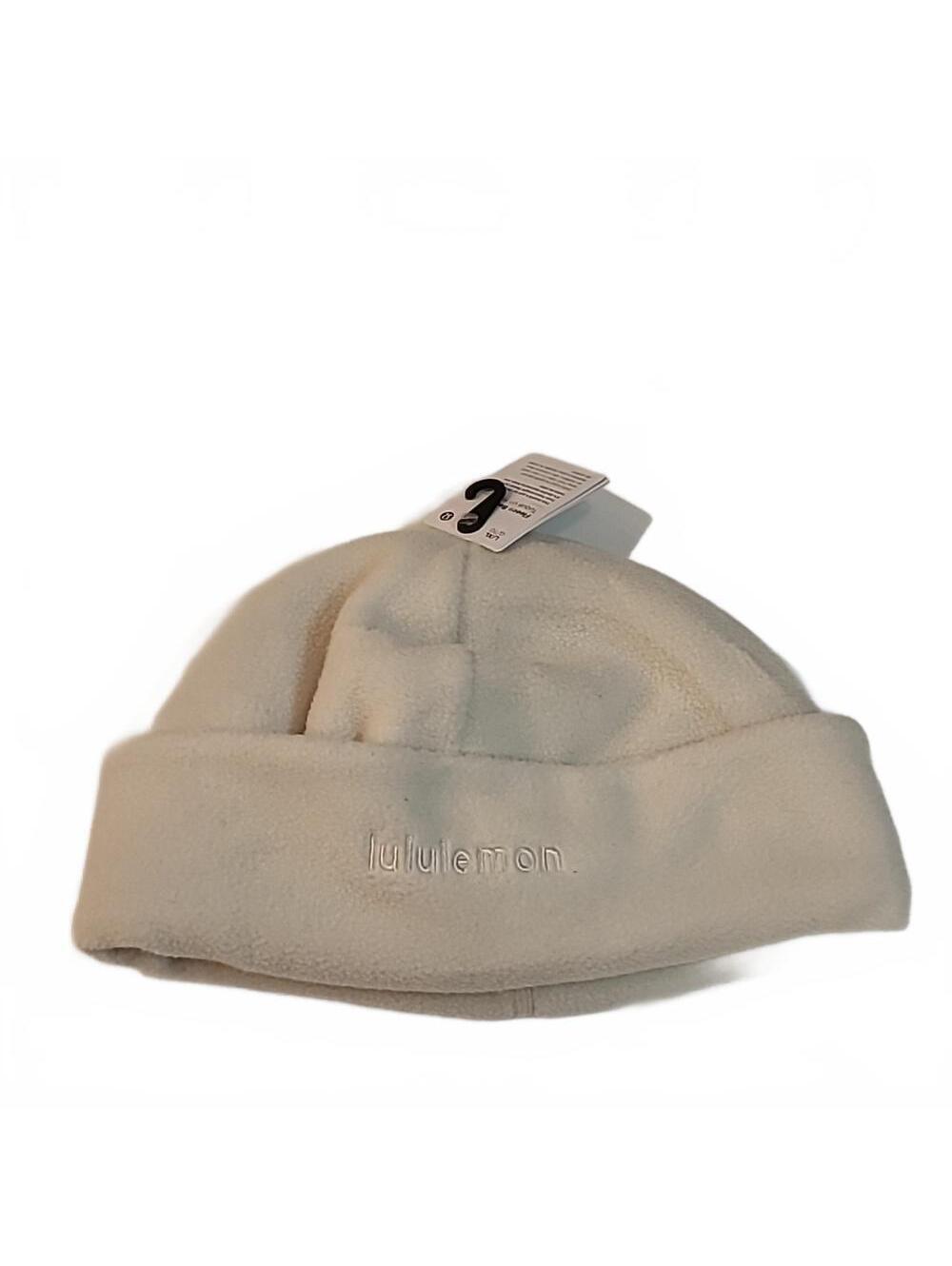 Lululemon Women’s Fleece beanie NWT